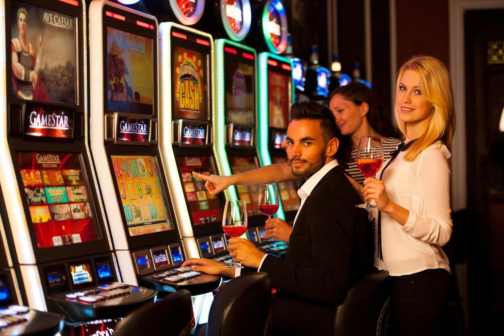 Gold Club Hotel & Casino Ajdovščina Екстериор снимка